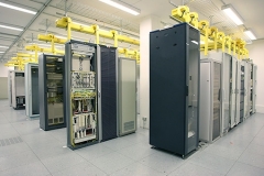 IT-Technik Telehaus Frankfurt 5-Reihen-Racks